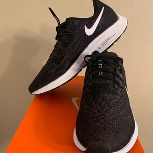 Women’s Nike Zoom Running Shoes- size 9